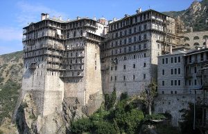 AYNOROZ: KADINLARA YASAK OLAN DİNÎ BÖLGE