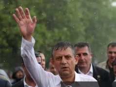 SİYASÎ ve HUKUKÎ AÇIDAN MUTLAK BUTLAN Özgür Özel Mutlak Butlan Tepkisi